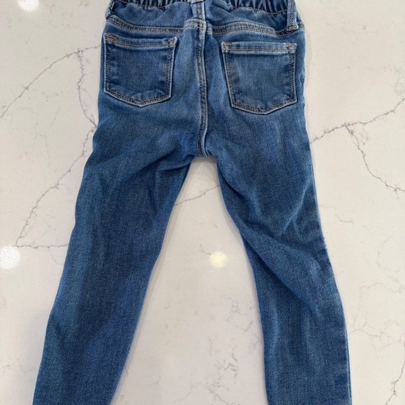 Toddler girls Old Navy rockstar jeggings - Picture 2 of 2